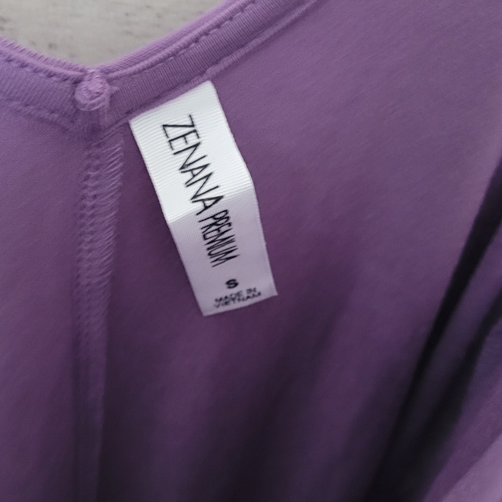 BRAND NEW! - Picture 5 of 6